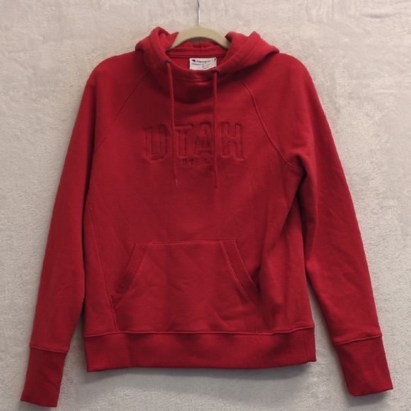 Champion Utah Utes Vibrant Red Hooded Women's Sweatshirt Size S - Picture 1 of 7
